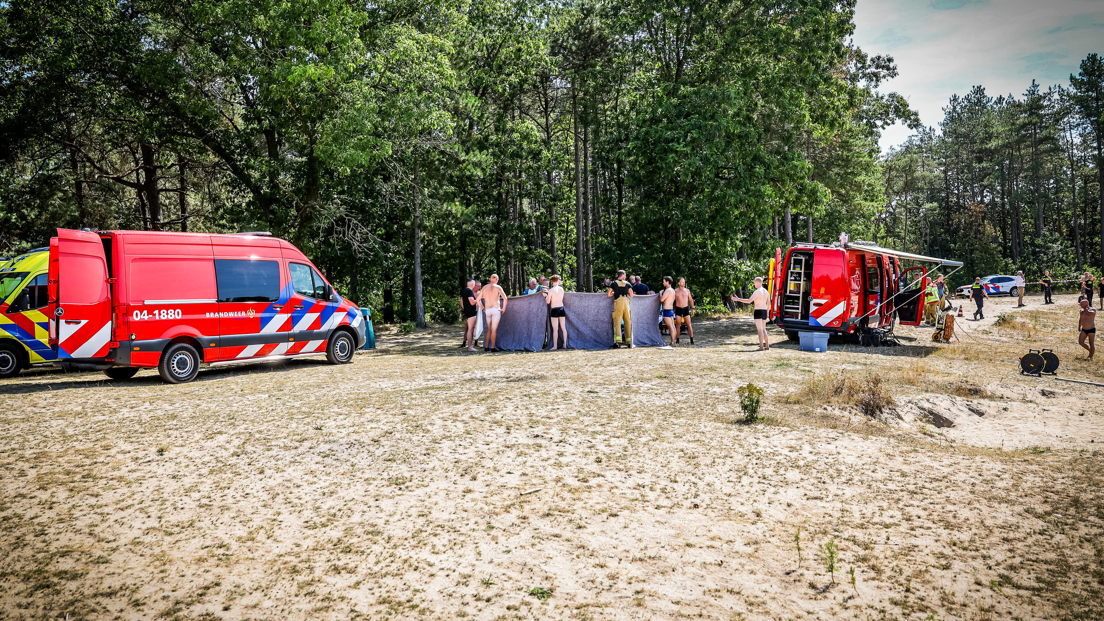 Zwemmers (15 en 20) overleden door verdrinking bij Nunspeet: ’Geen woorden kunnen het verdriet beschrijven dat dit verlies veroorzaakt’
